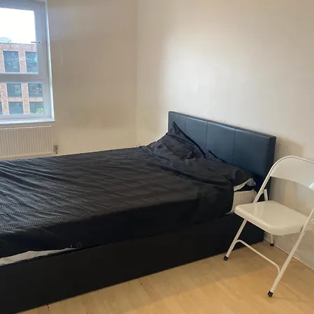 Canada Water Apartment